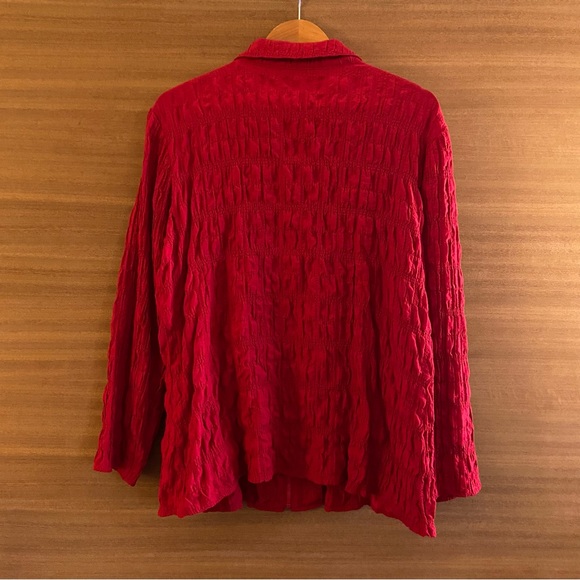 ADDITION ELLE SIZE 14 beautiful zip up red textured shirt. - Picture 6 of 9
